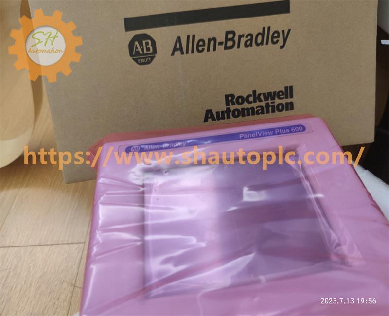 Allen Bradley 2711P-T7C4D8